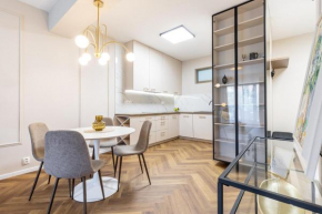 AH Luxury Designer Aparment Bastova